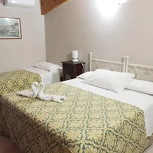 Alloggio per agriturismo Fermata Spuligni, Zafferana Etnea