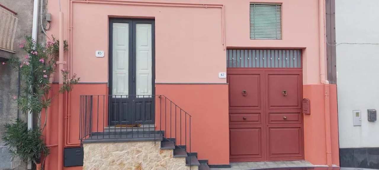 La Maison De Mary Zafferana Etnea Apartment